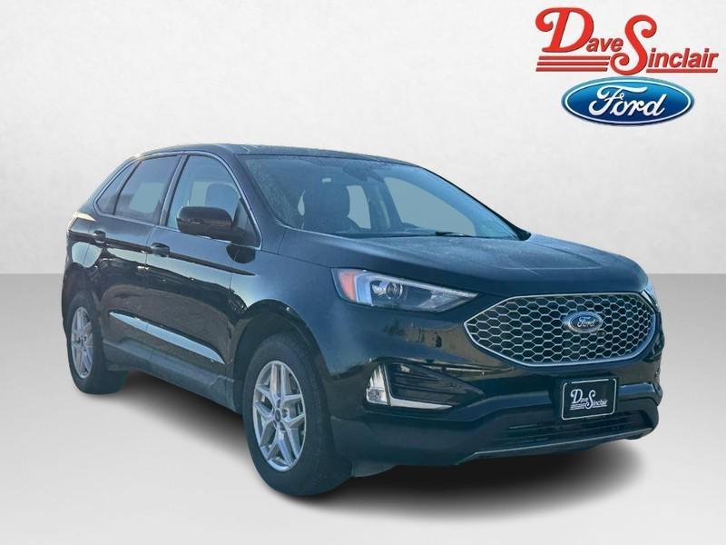 used 2024 Ford Edge car, priced at $28,995