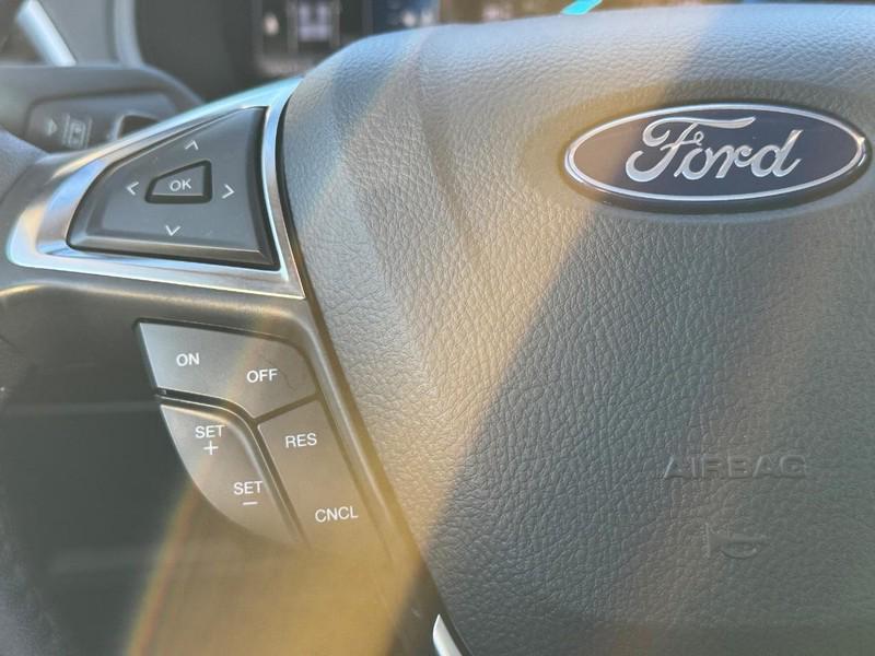 used 2024 Ford Edge car, priced at $28,995