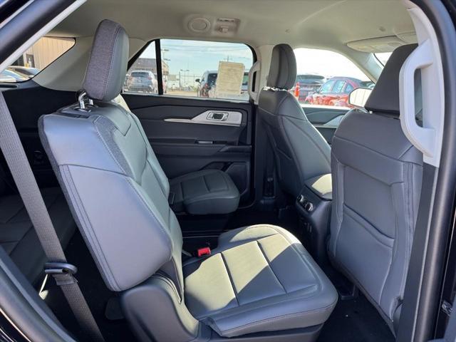 new 2025 Ford Explorer car, priced at $44,126