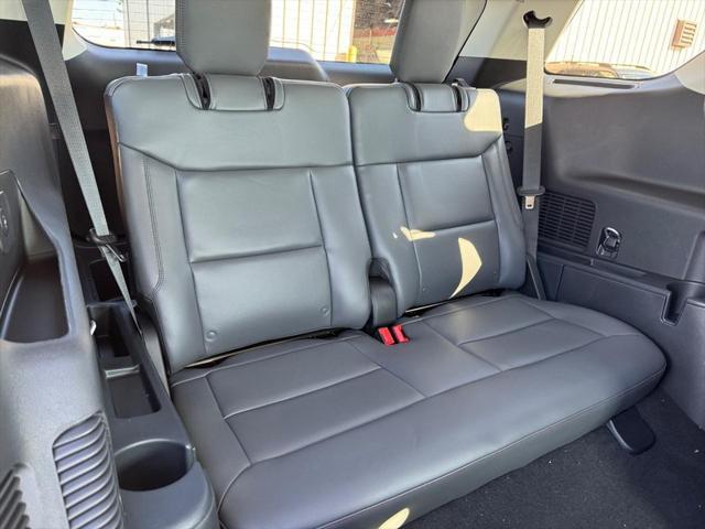 new 2025 Ford Explorer car, priced at $44,126