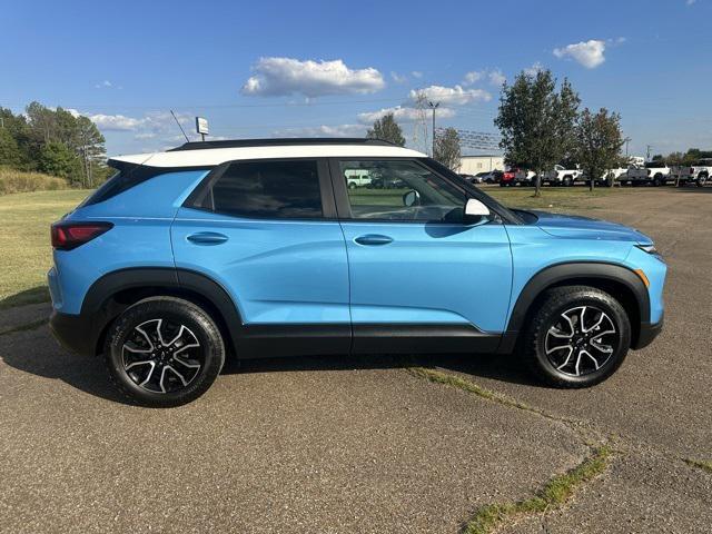 new 2025 Chevrolet TrailBlazer car, priced at $29,486