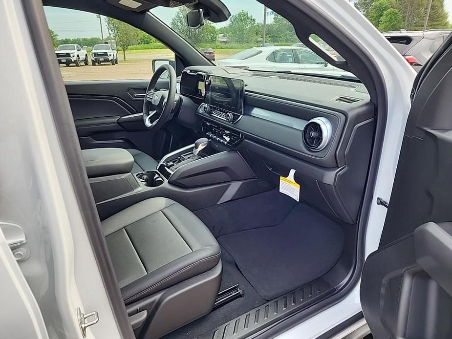 new 2024 Chevrolet Colorado car, priced at $39,495