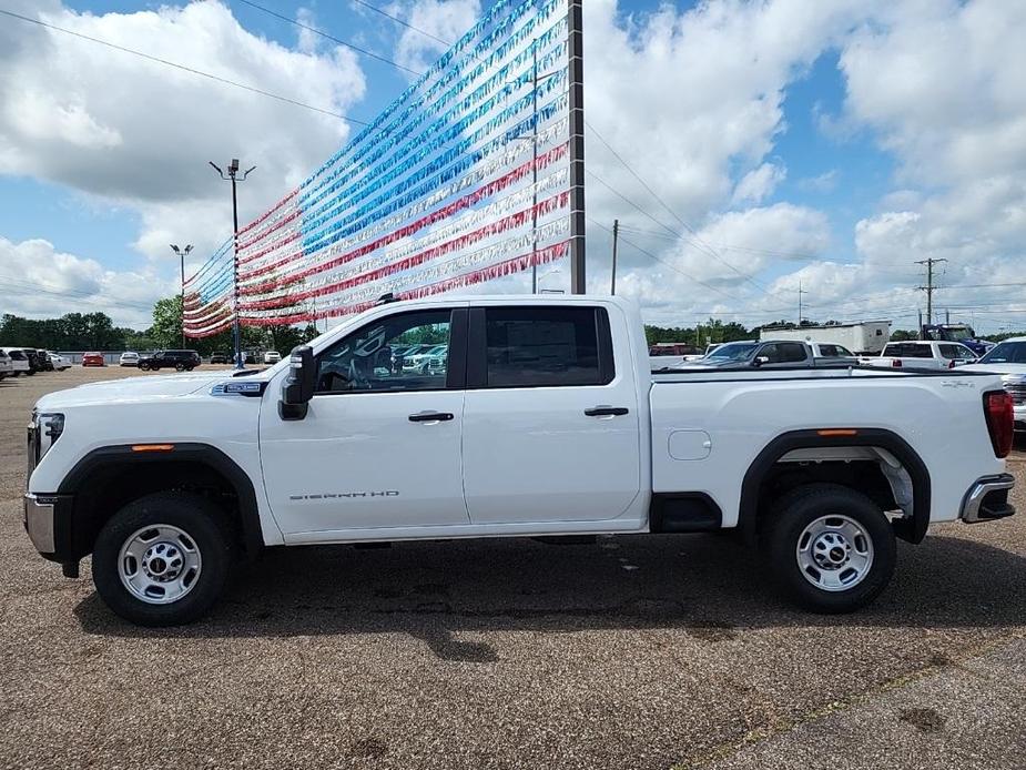 new 2024 GMC Sierra 2500 car, priced at $54,076