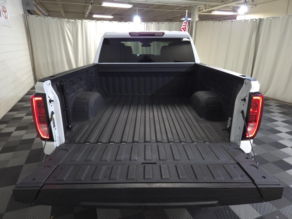 used 2023 GMC Sierra 1500 car, priced at $43,900