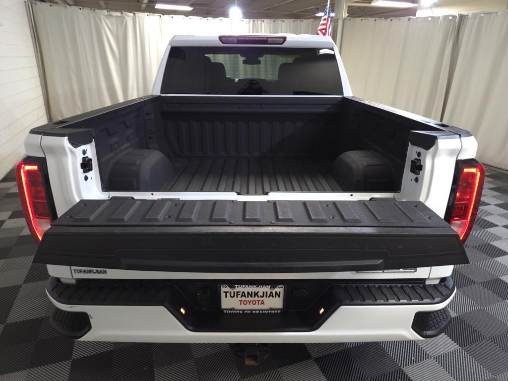 used 2023 GMC Sierra 1500 car, priced at $43,900