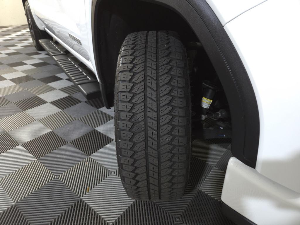 used 2023 GMC Sierra 1500 car, priced at $43,900