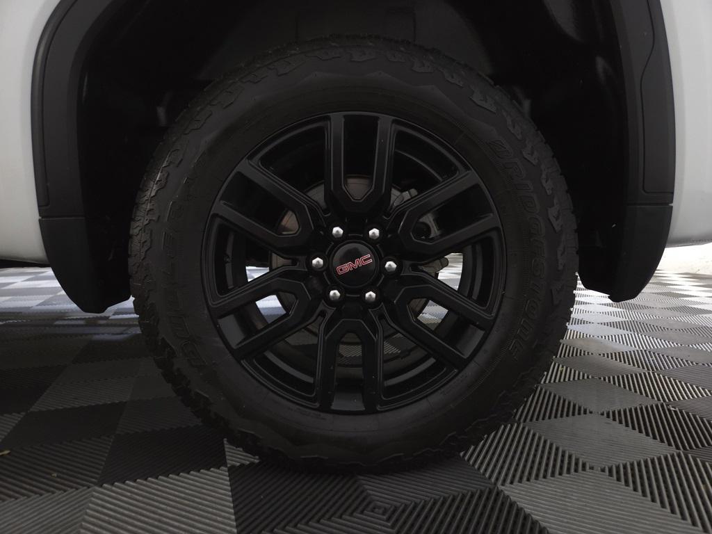 used 2023 GMC Sierra 1500 car, priced at $43,900