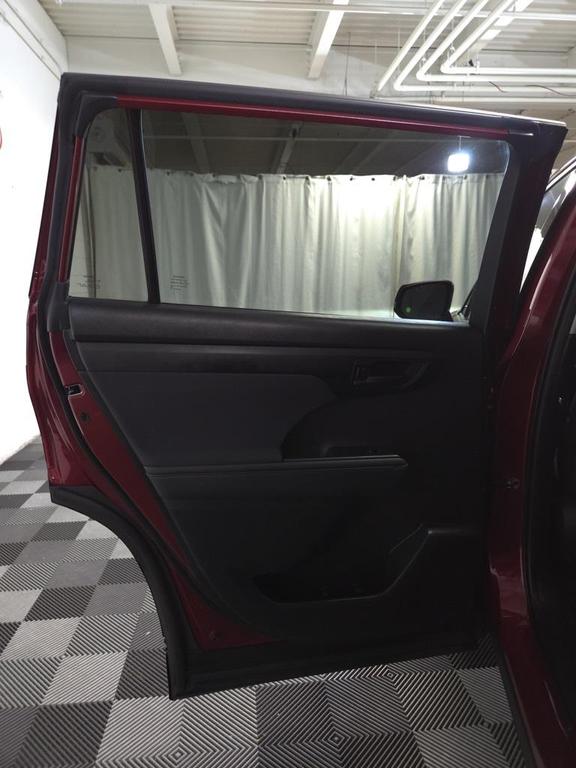 used 2022 Toyota Highlander car, priced at $32,185