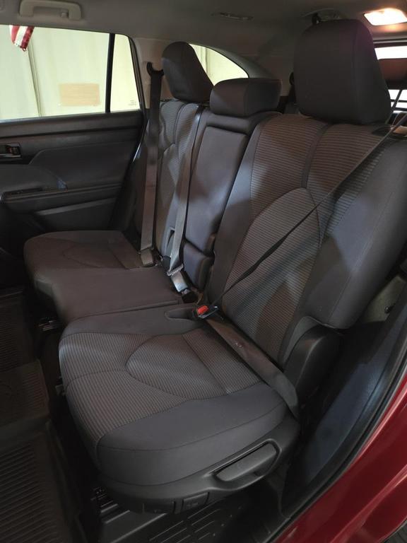 used 2022 Toyota Highlander car, priced at $32,185