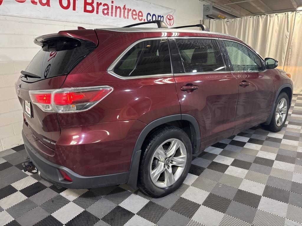 used 2016 Toyota Highlander car, priced at $22,955