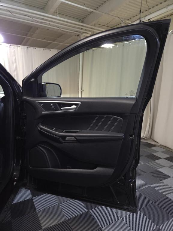 used 2019 Ford Edge car, priced at $22,885