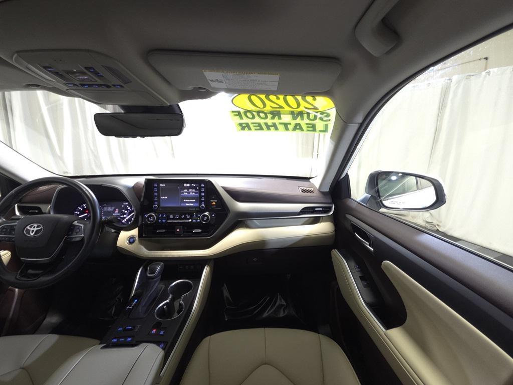 used 2020 Toyota Highlander car, priced at $23,895
