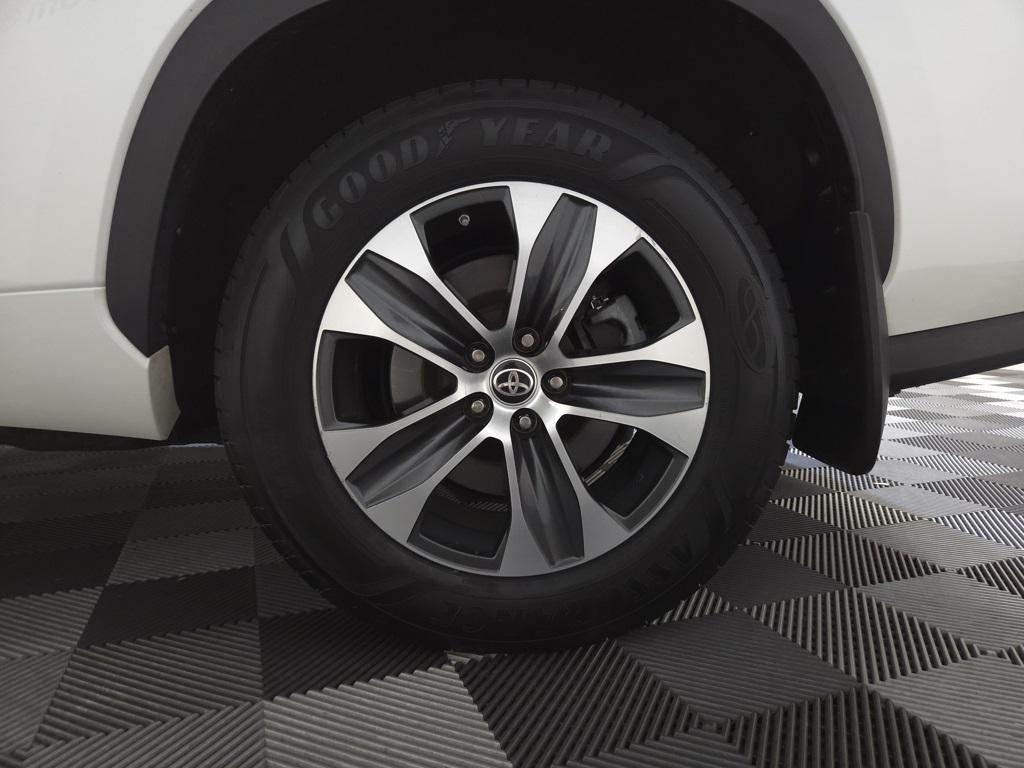 used 2020 Toyota Highlander car, priced at $23,895