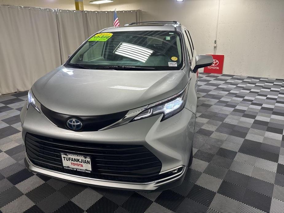 used 2021 Toyota Sienna car, priced at $43,725