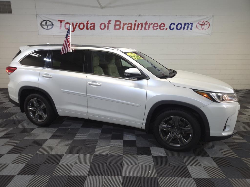 used 2018 Toyota Highlander car, priced at $25,995