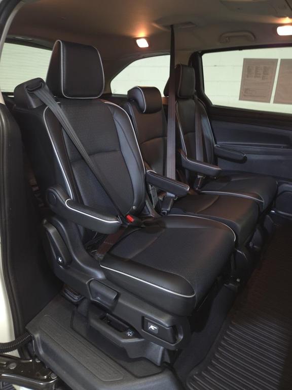 used 2025 Honda Odyssey car, priced at $47,300