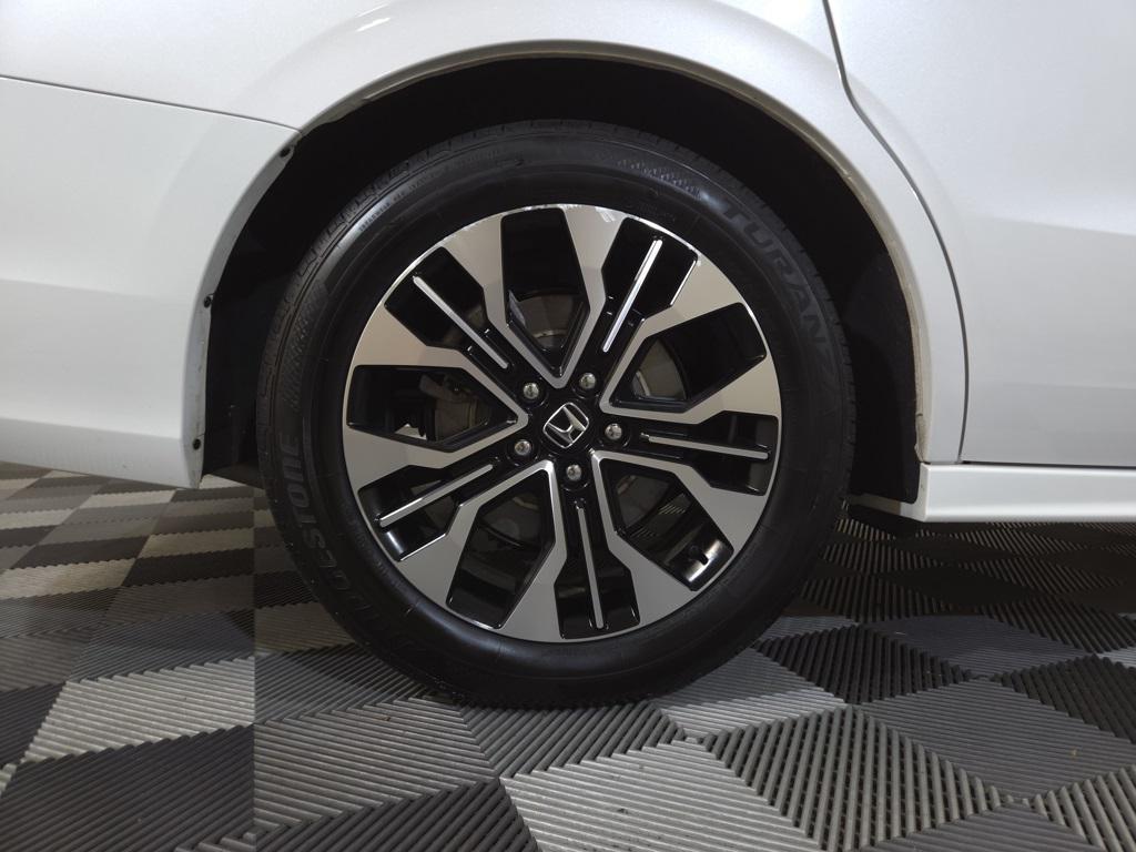 used 2025 Honda Odyssey car, priced at $47,300