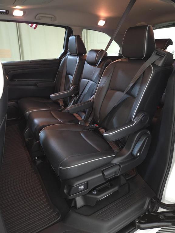 used 2025 Honda Odyssey car, priced at $47,300