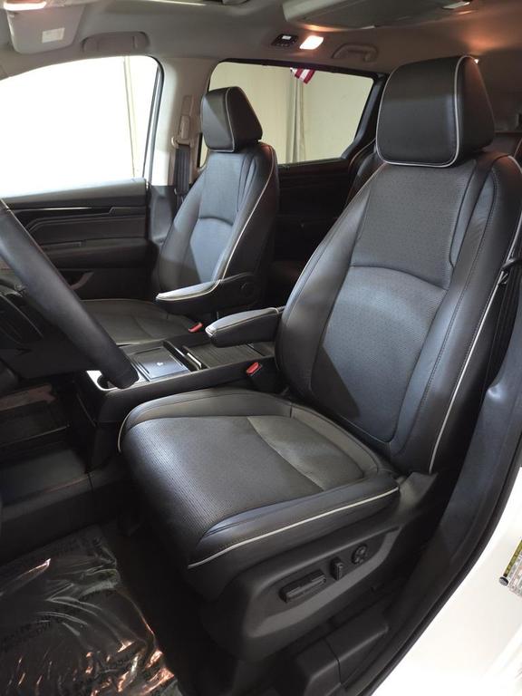 used 2025 Honda Odyssey car, priced at $47,300