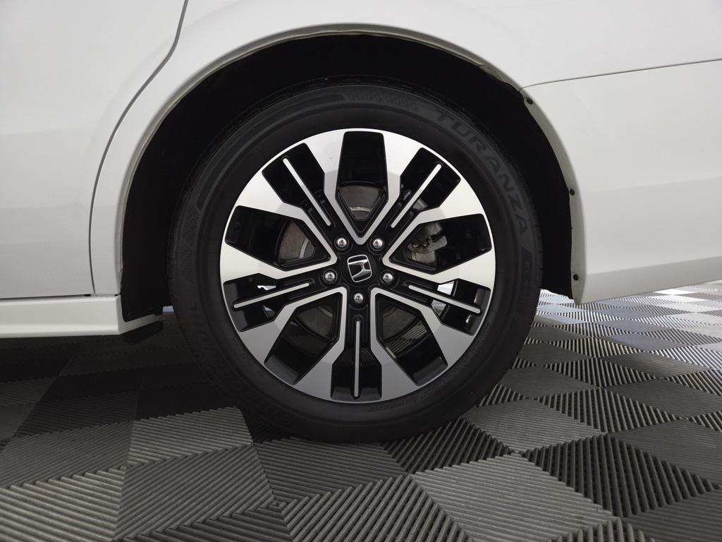 used 2025 Honda Odyssey car, priced at $47,300