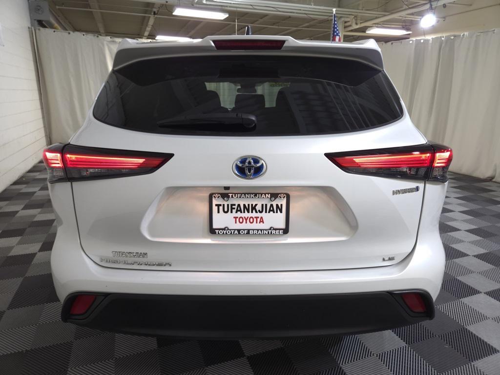 used 2023 Toyota Highlander Hybrid car, priced at $38,390