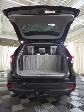 used 2018 Toyota Highlander car, priced at $27,900