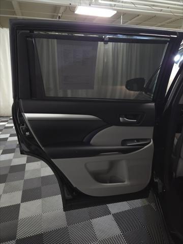used 2018 Toyota Highlander car, priced at $27,900