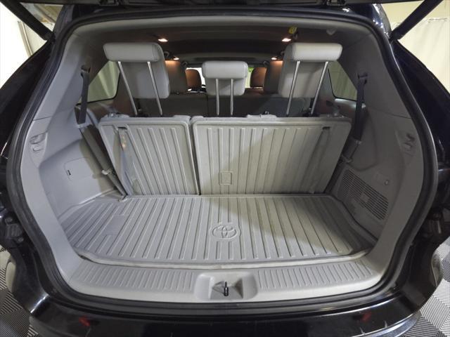used 2018 Toyota Highlander car, priced at $27,900
