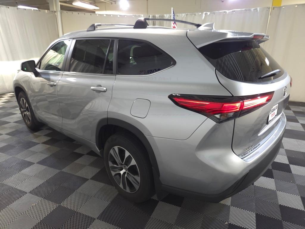 used 2023 Toyota Highlander car, priced at $40,785