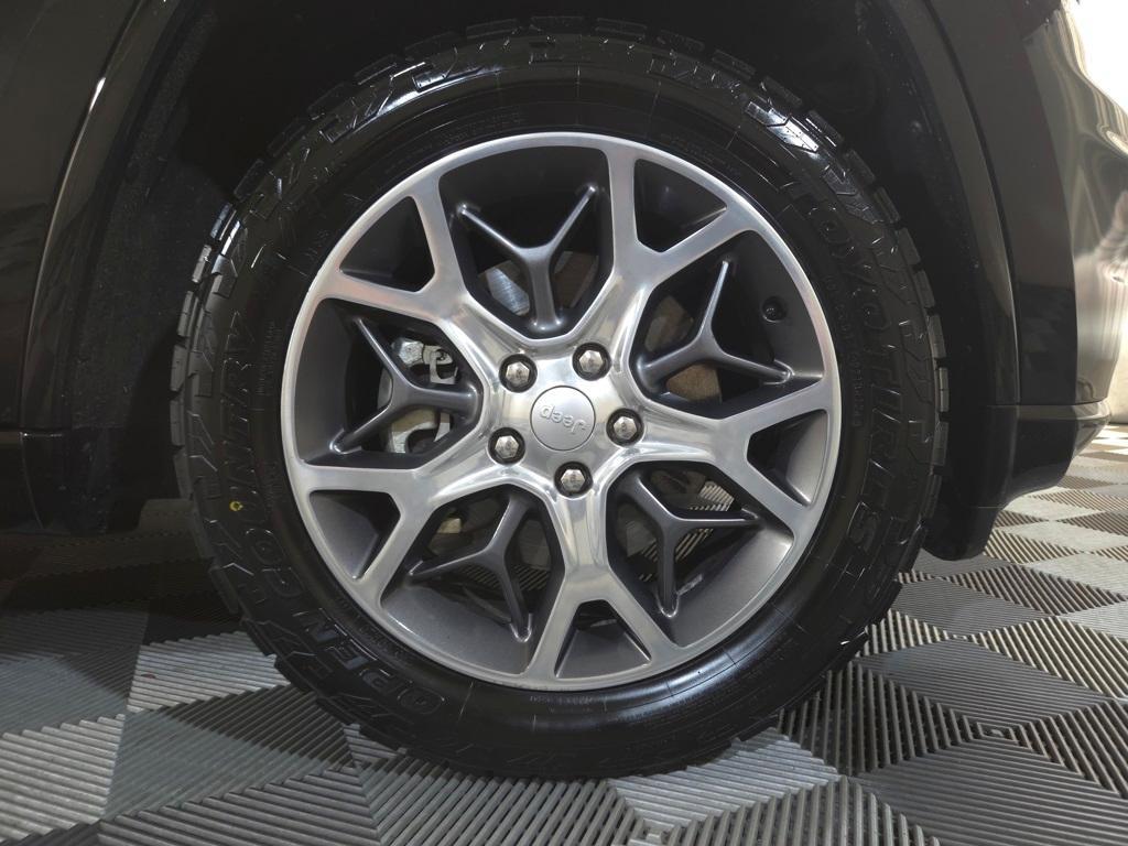 used 2021 Jeep Grand Cherokee car, priced at $31,850