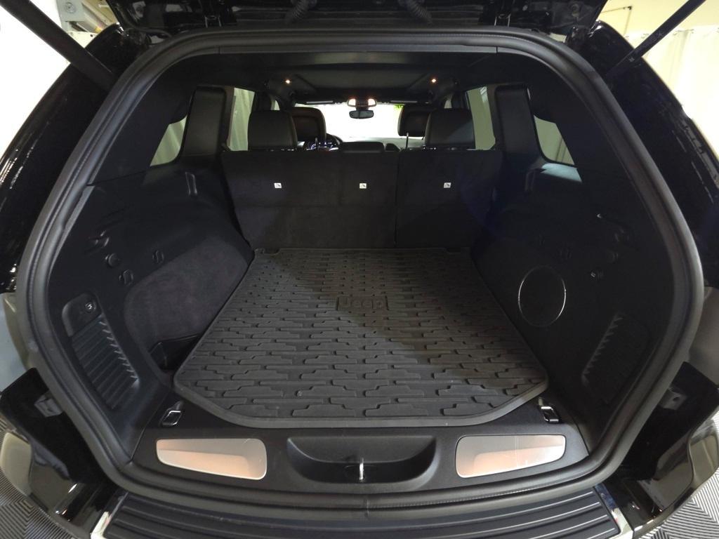 used 2021 Jeep Grand Cherokee car, priced at $31,850