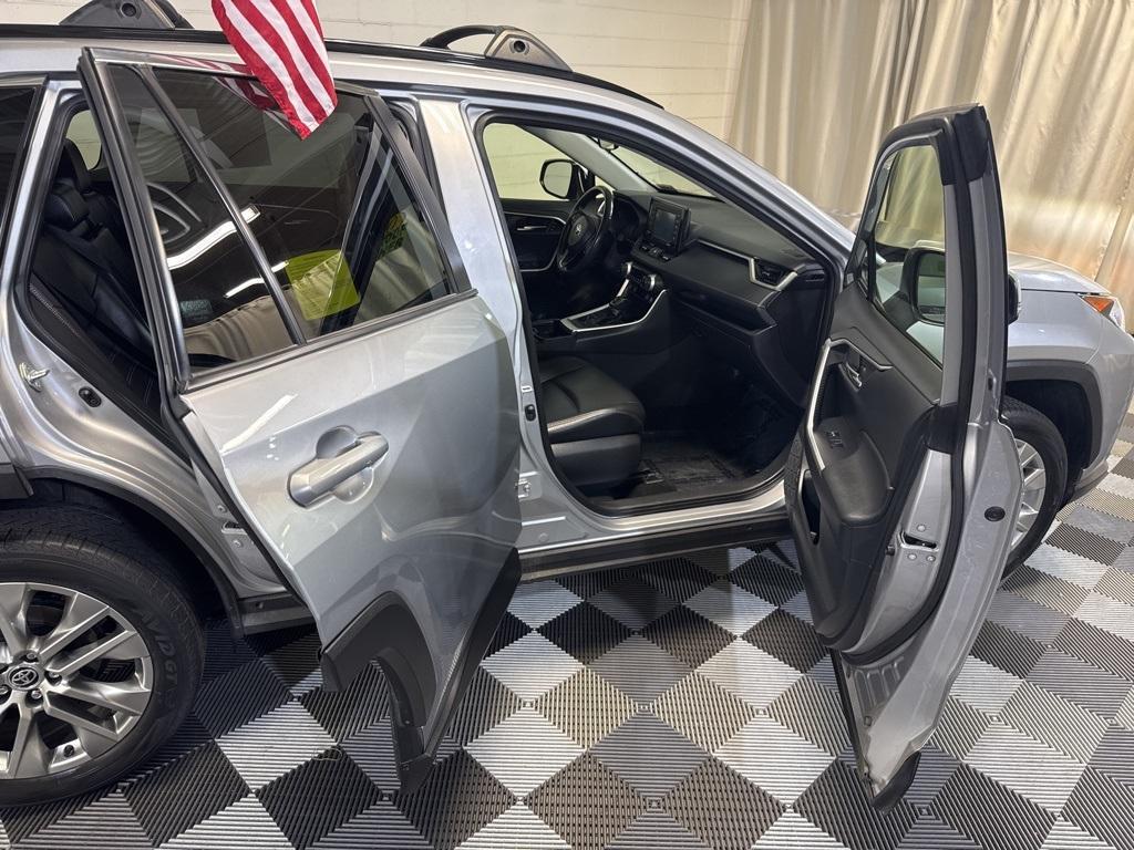 used 2020 Toyota RAV4 car, priced at $26,400