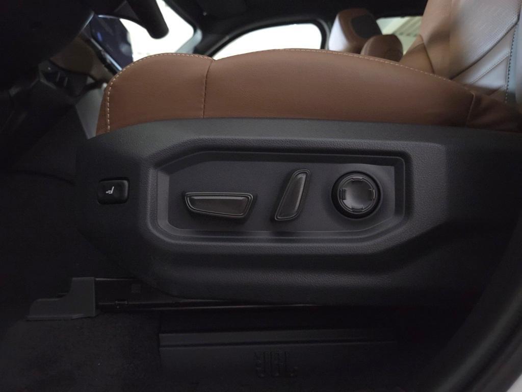 new 2025 Toyota Tundra Hybrid car, priced at $76,519