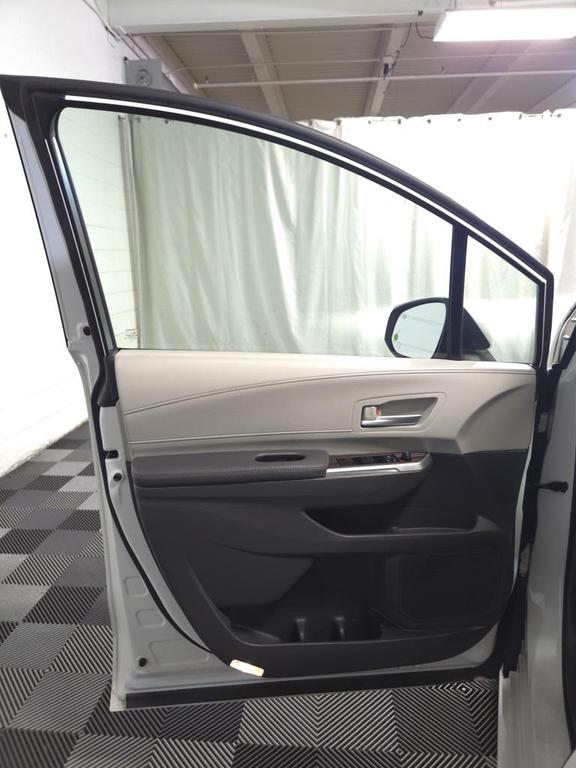 used 2023 Toyota Sienna car, priced at $38,900