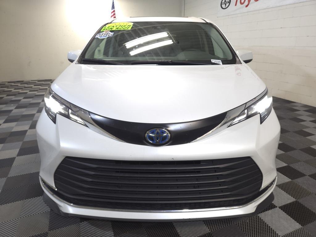 used 2023 Toyota Sienna car, priced at $39,990