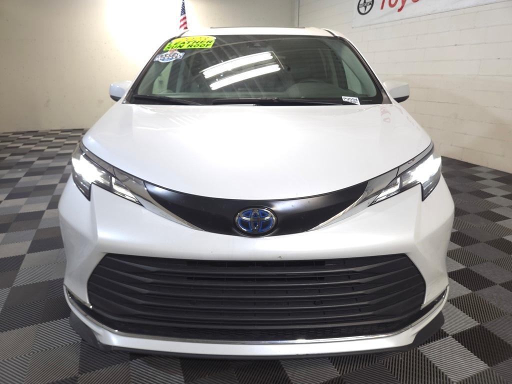used 2023 Toyota Sienna car, priced at $42,990