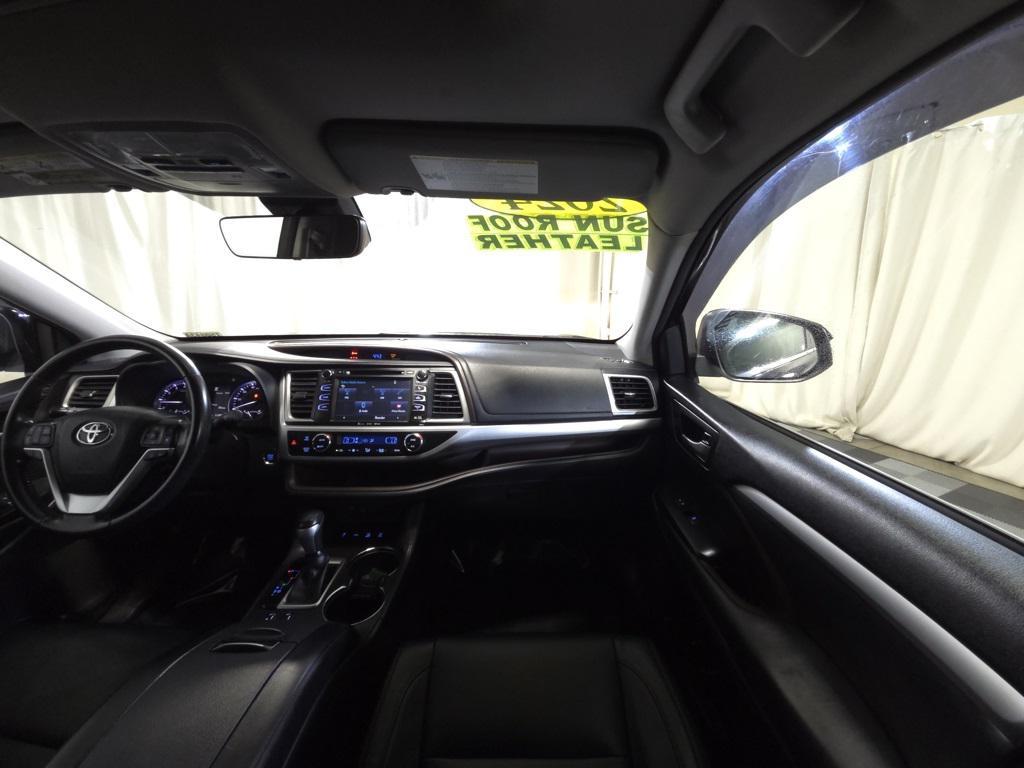 used 2018 Toyota Highlander car, priced at $21,900