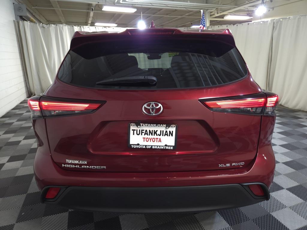 used 2020 Toyota Highlander car, priced at $32,885