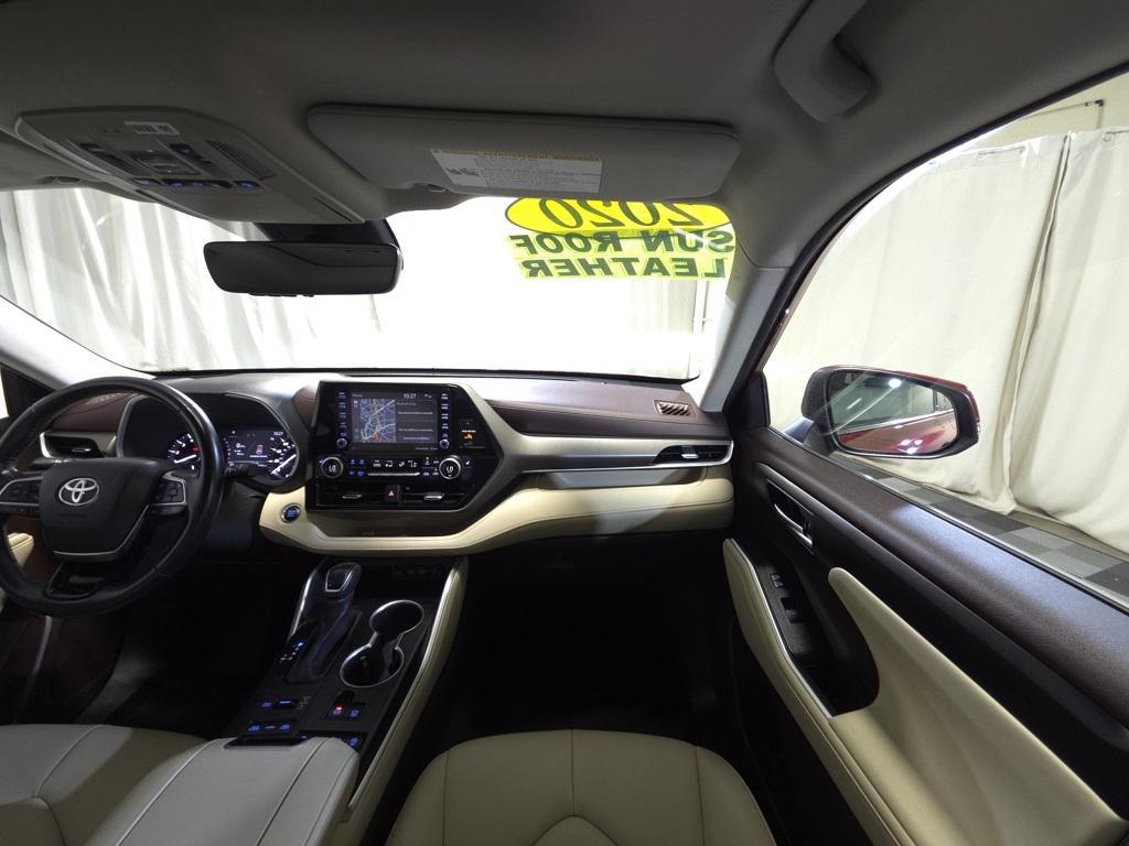used 2020 Toyota Highlander car, priced at $32,885