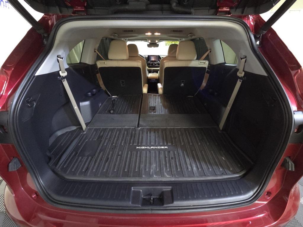 used 2020 Toyota Highlander car, priced at $32,885