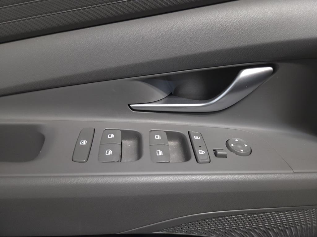 used 2022 Hyundai Elantra car, priced at $15,995