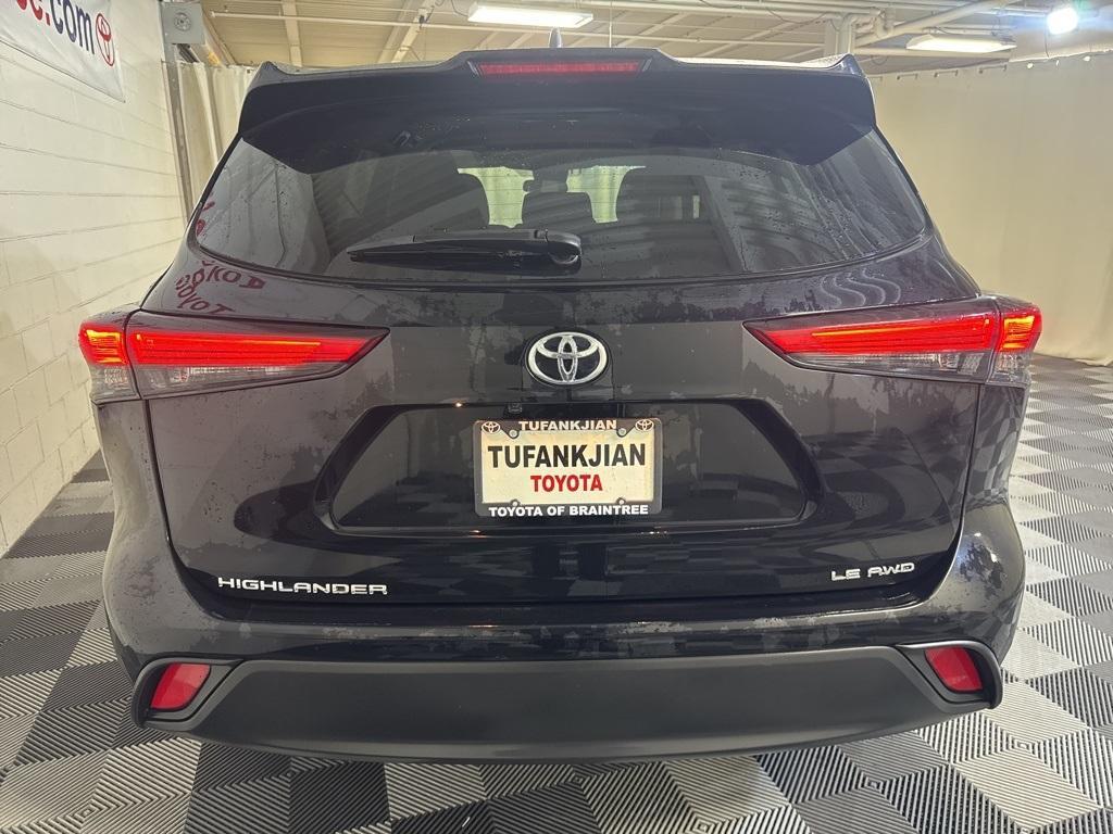 used 2023 Toyota Highlander car, priced at $38,990