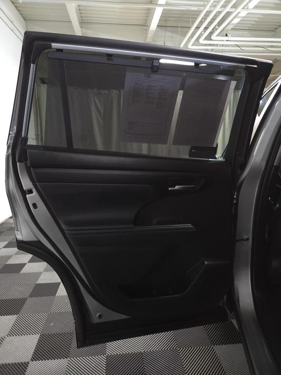 used 2024 Toyota Highlander Hybrid car, priced at $46,495