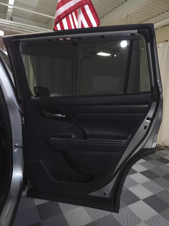 used 2024 Toyota Highlander Hybrid car, priced at $46,495