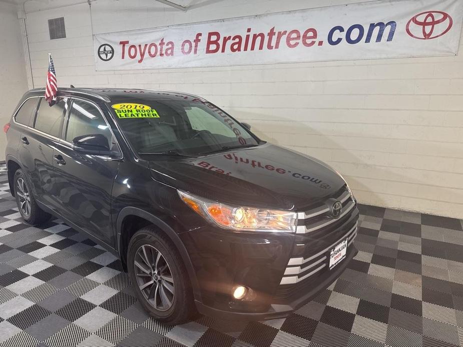 used 2019 Toyota Highlander car, priced at $27,855