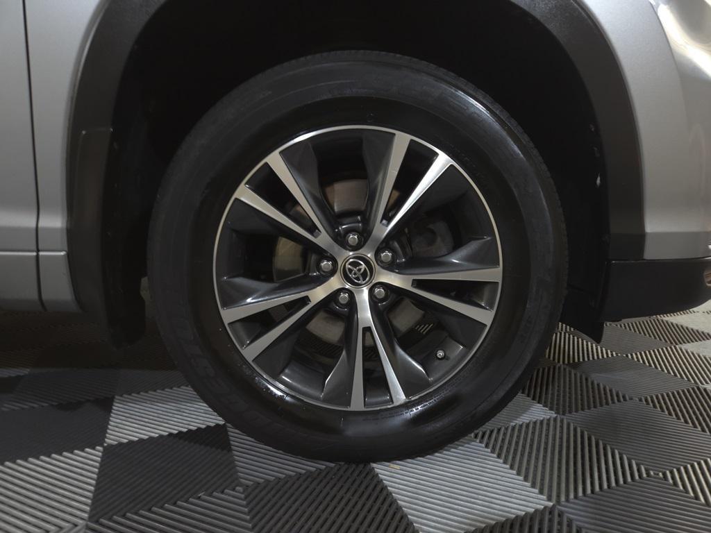 used 2016 Toyota Highlander car, priced at $19,650