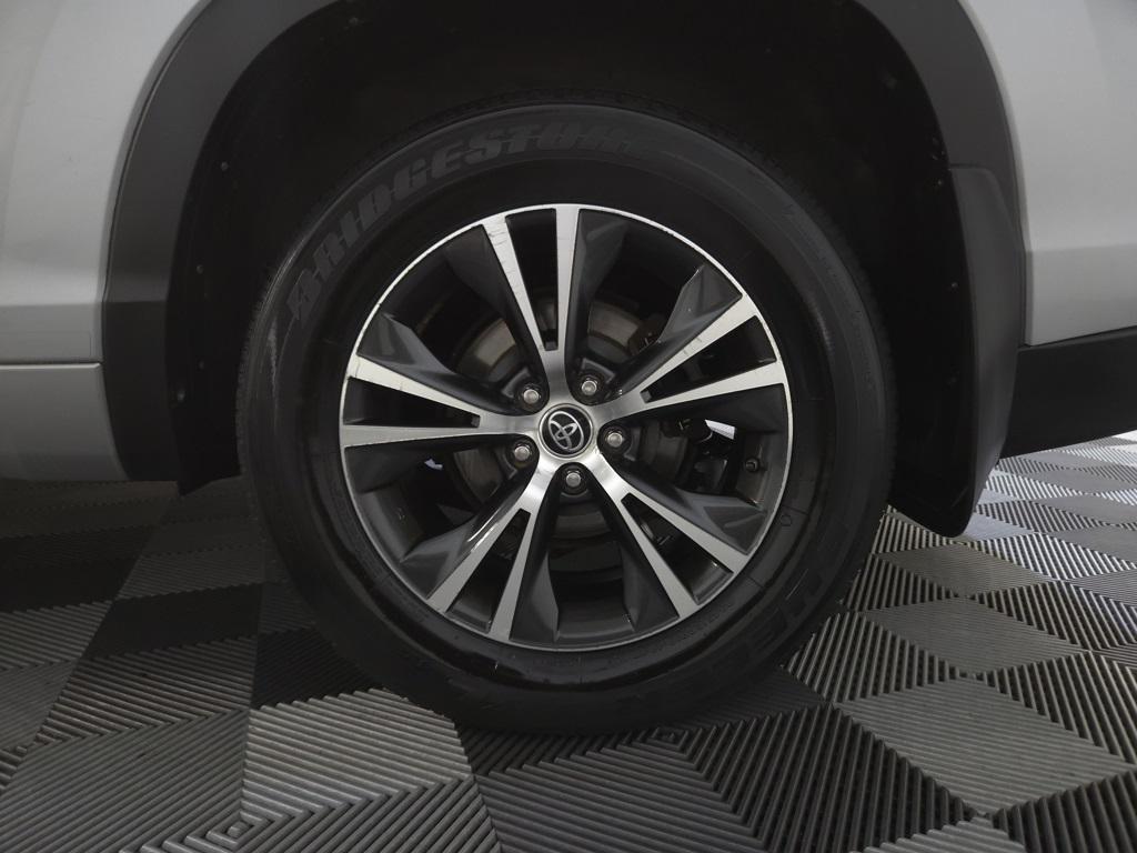 used 2016 Toyota Highlander car, priced at $19,650