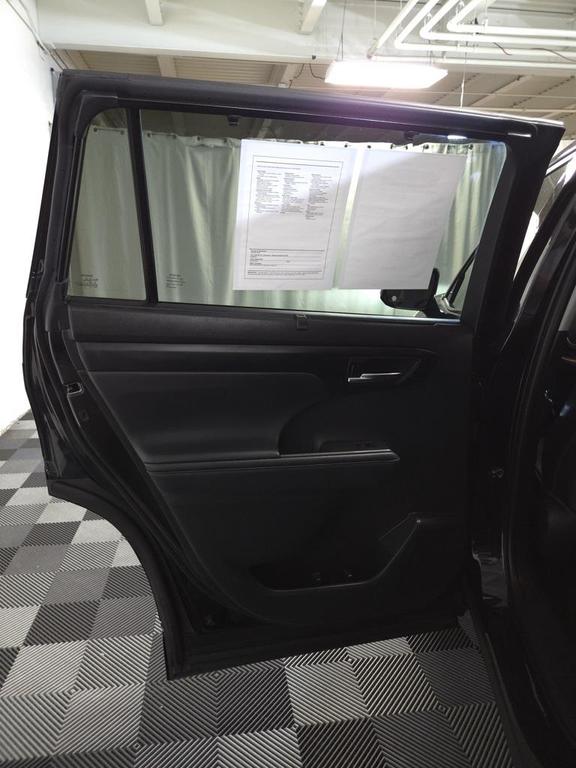 used 2022 Toyota Highlander car, priced at $40,375