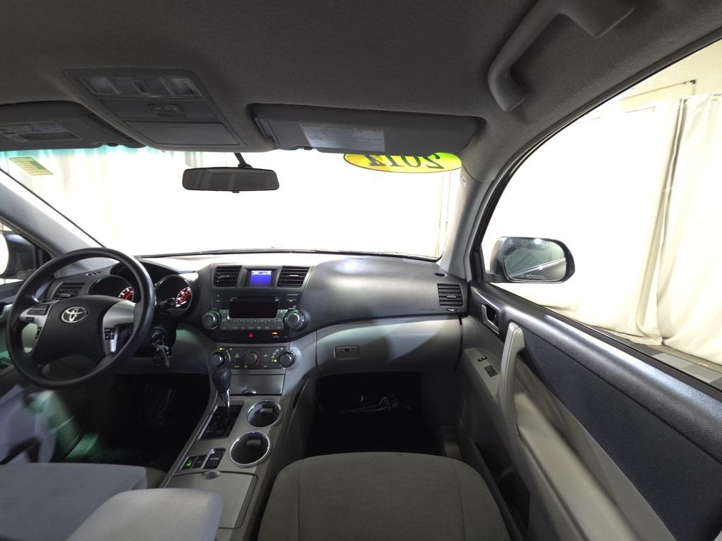 used 2012 Toyota Highlander car