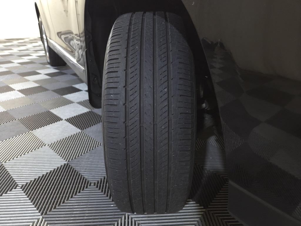 used 2012 Toyota Highlander car